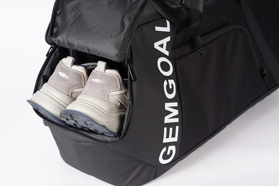 Duffle bag 18