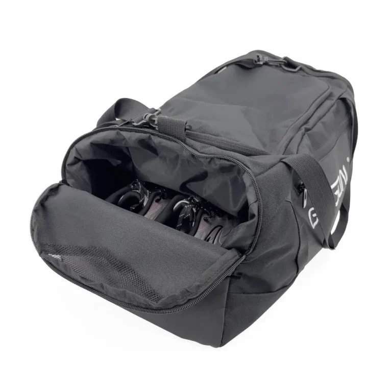 Duffle bag 8